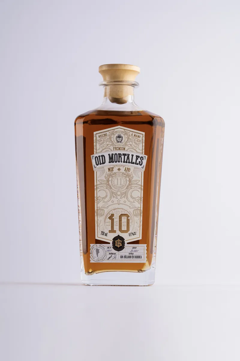 Botella de gin OID Mortales «10» Añejo en Barrica